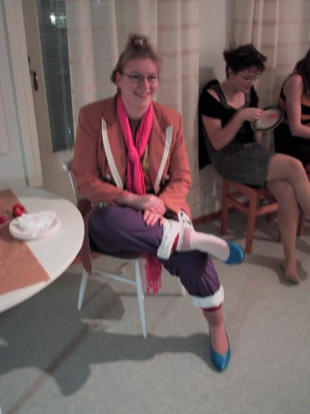 Santsun mauton asukokonaisuus. Takana Eira sy� kaakkua.  &copy;Sonicjam
