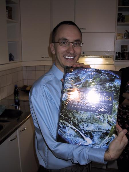 Hieno atlas :)  &copy;Sonicjam
