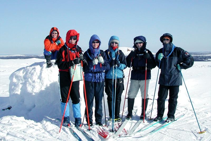 Kati, Heidi, Enna, Tuuli, Marjaana ja Ietu
